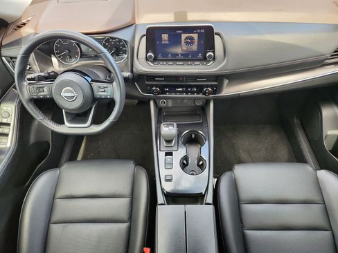 Used 2023 Nissan Rogue SV AWD/4WD image 29