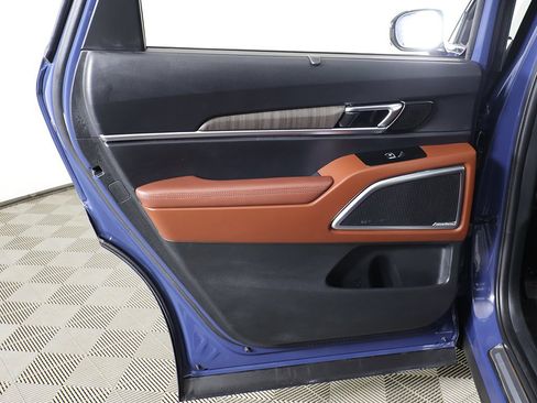 Used 2023 Kia Telluride SX image 30