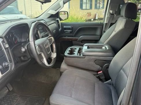 Used 2017 GMC Sierra 1500 SLE w/ SLE Value Package RWD image 6