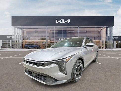 New 2025 Kia K4 EX image 4
