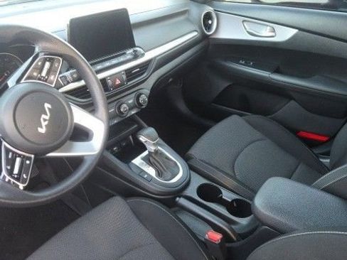 Certified 2024 Kia Forte LXS image 17