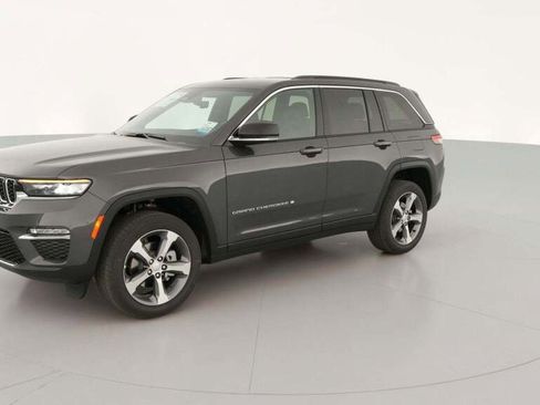 New 2025 Jeep Grand Cherokee Limited image 1
