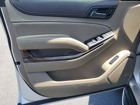 Used 2019 GMC Yukon SLT w/ Open Road Package image 25