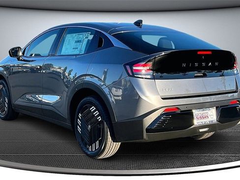 New 2026 Nissan Leaf image 3