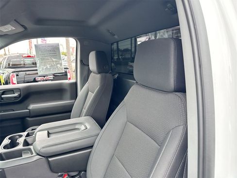 Used 2024 GMC Sierra 1500 Pro w/ Convenience Package image 10