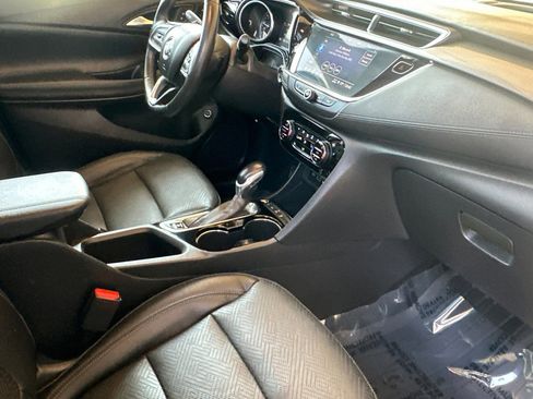 Certified 2022 Buick Encore GX Essence w/ Experience Buick Package image 17