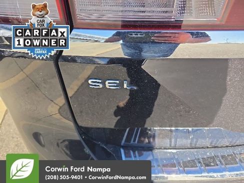 Used 2024 Volkswagen Atlas SEL AWD/4WD image 16