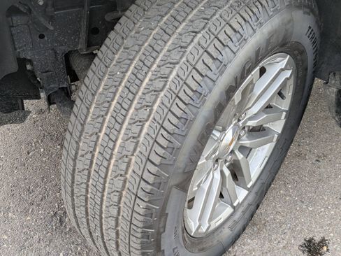 Used 2025 Chevrolet Colorado LT w/ Advanced Trailering Package image 48