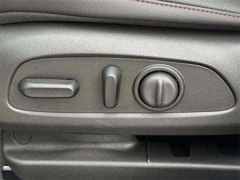 New 2026 Chevrolet Trax RS w/ Driver Confidence Package image 26