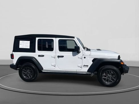 Used 2024 Jeep Wrangler Unlimited Sport AWD/4WD image 3
