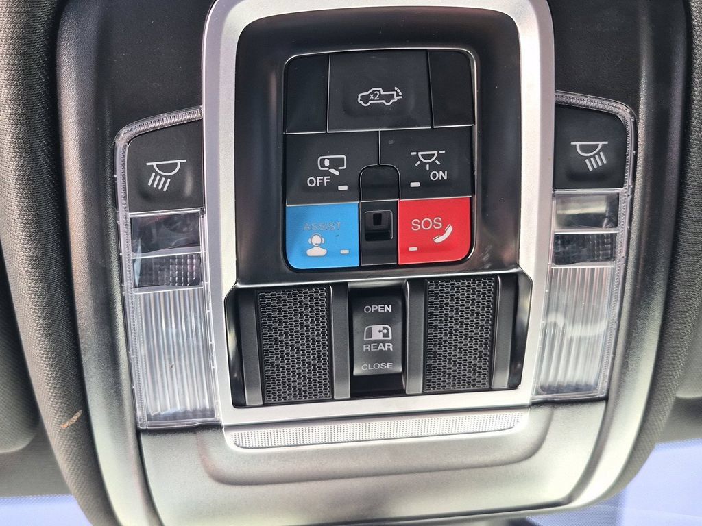 Used 2025 RAM 1500 Rebel w/ Rebel Level 1 Equipment Group AWD/4WD image 29