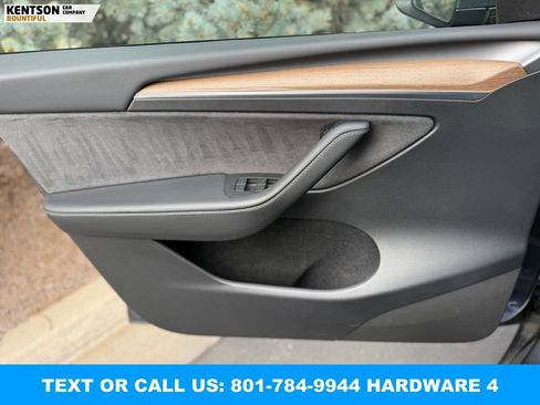 Used 2023 Tesla Model Y Long Range image 16