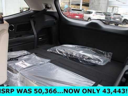 Used 2026 Subaru Ascent Limited image 23