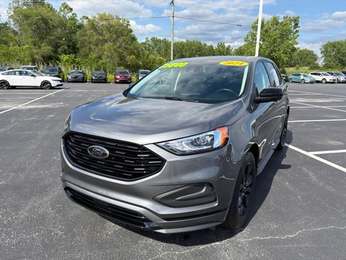 Used 2024 Ford Edge SE w/ Black Appearance Package AWD/4WD image 2