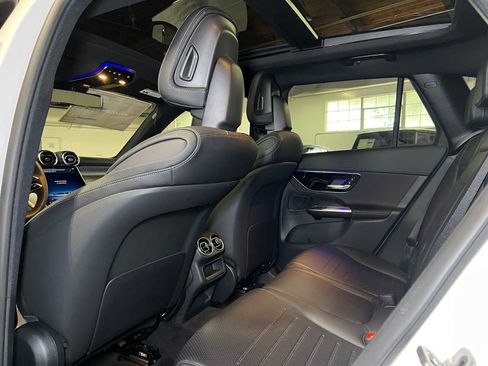 New 2025 Mercedes-Benz GLC 300 4MATIC image 18