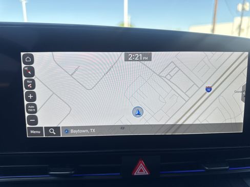 Used 2025 Hyundai Elantra N image 17