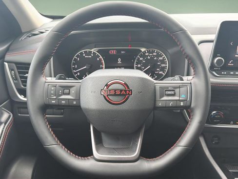 New 2026 Nissan Rogue SV AWD/4WD image 9