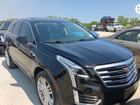 Used 2017 Cadillac XT5 Premium Luxury image 1