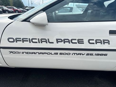 Used 1986 Chevrolet Corvette Convertible image 13