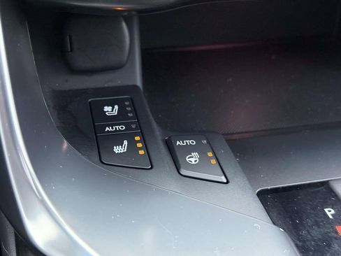 Used 2023 Lexus LX 600 Premium w/ Mark Levinson image 28