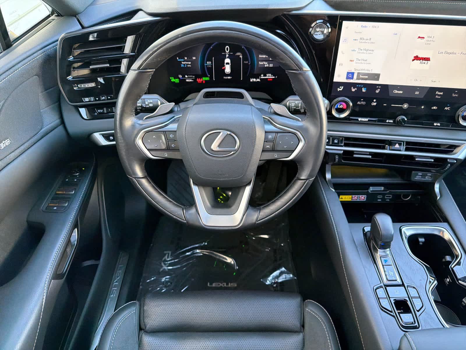 Certified 2025 Lexus RX 450h AWD w/ Convenience Package image 15