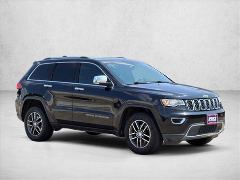 Used 2017 Jeep Grand Cherokee Limited AWD/4WD image 3