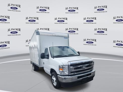 New 2026 Ford E-350 and Econoline 350 Super Duty w/ Power Equipment Group image 9