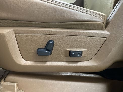 Used 2019 RAM 3500 Laramie image 15