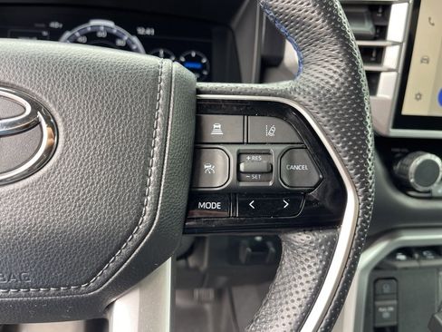 Used 2024 Toyota Sequoia Platinum image 24