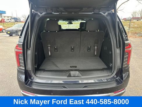 Used 2025 Chevrolet Tahoe LT image 15