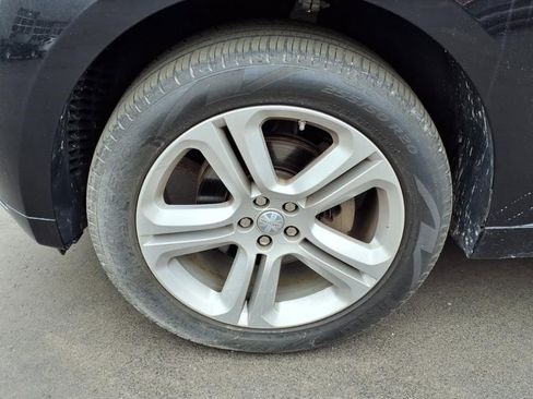 Used 2019 Jaguar F-PACE R-Sport image 9