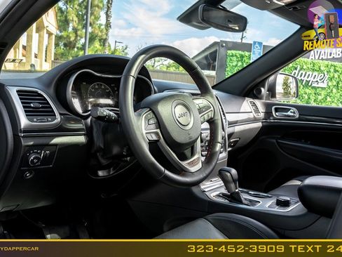Used 2017 Jeep Grand Cherokee Trailhawk w/ Trailhawk Luxury Group AWD/4WD image 9