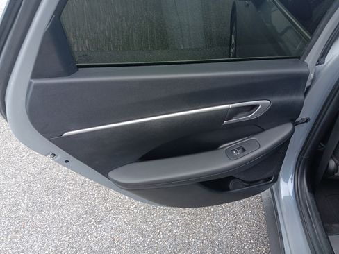 Used 2025 Hyundai Sonata SE FWD image 17