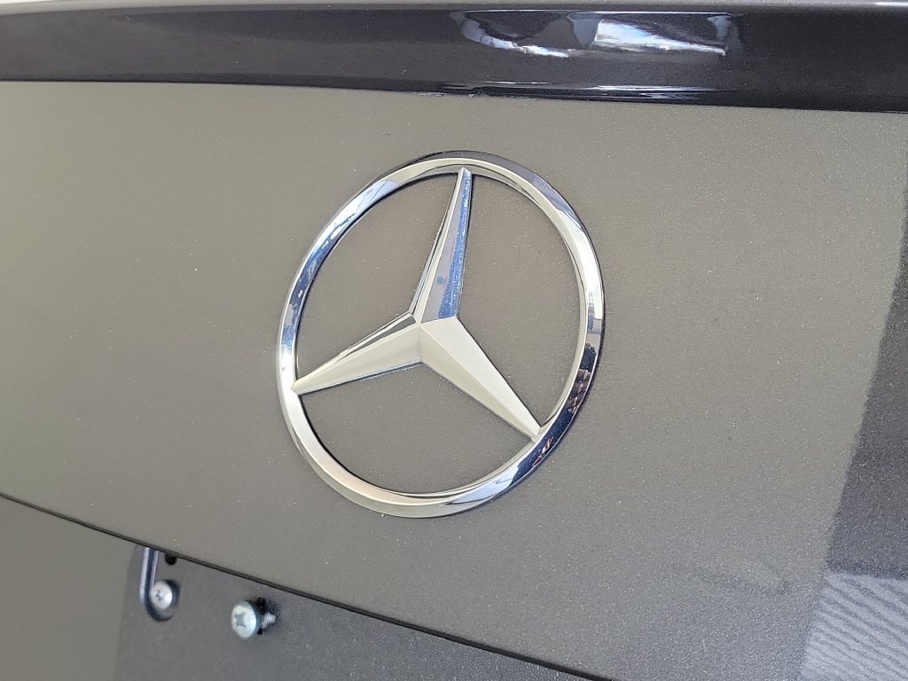 Used 2022 Mercedes-Benz C 300 Sedan image 7