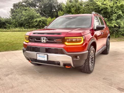 Used 2026 Honda Passport TrailSport image 2