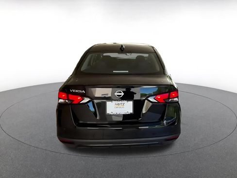 Used 2025 Nissan Versa SV FWD image 11