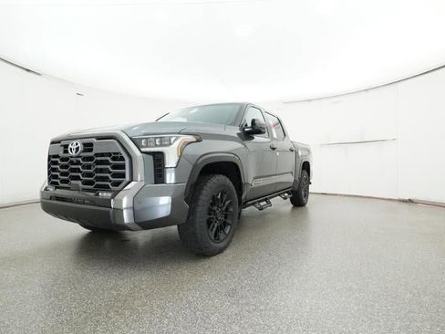 New 2025 Toyota Tundra Platinum image 32