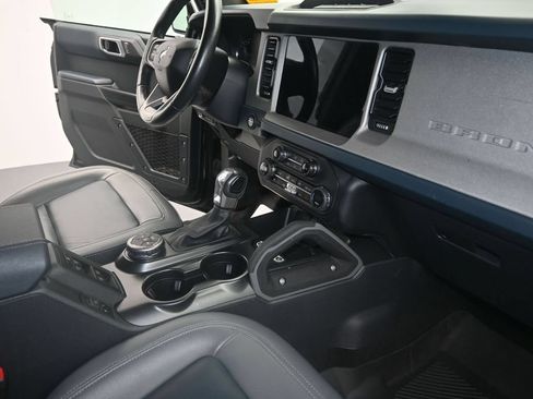Used 2024 Ford Bronco Outer Banks AWD/4WD image 13