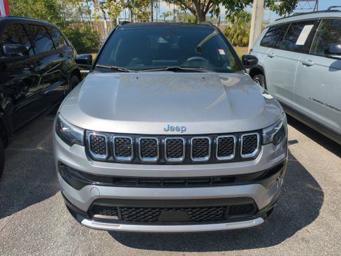 Certified 2023 Jeep Compass Limited w/ Elite Group image 3