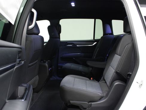 New 2026 GMC Acadia Elevation FWD image 13