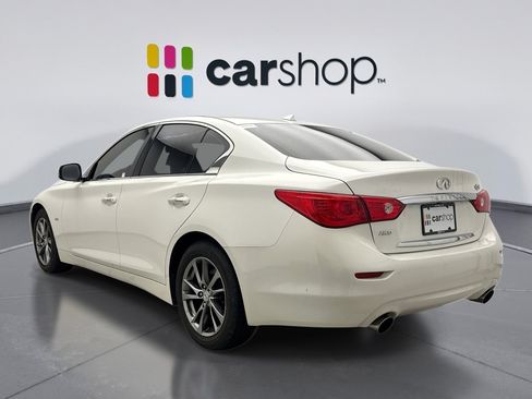 Used 2017 INFINITI Q50 Signature Edition w/ All Weather Package (L93) AWD/4WD image 2