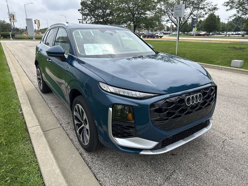 New 2026 Audi Q3 quattro 2.0T AWD/4WD image 27