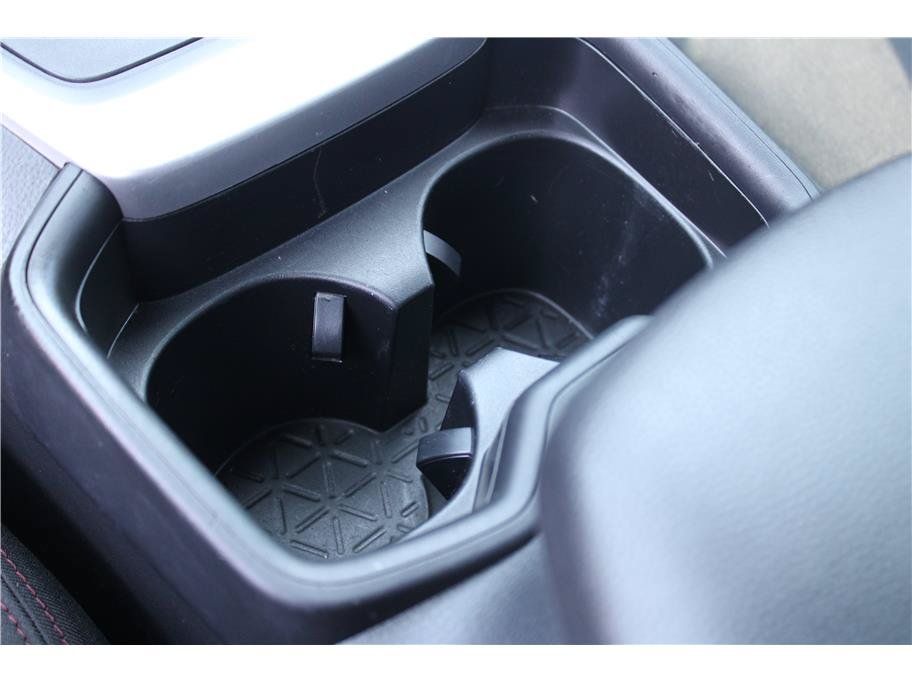 Used 2021 Toyota RAV4 SE w/ Weather & Moonroof Package AWD/4WD image 30