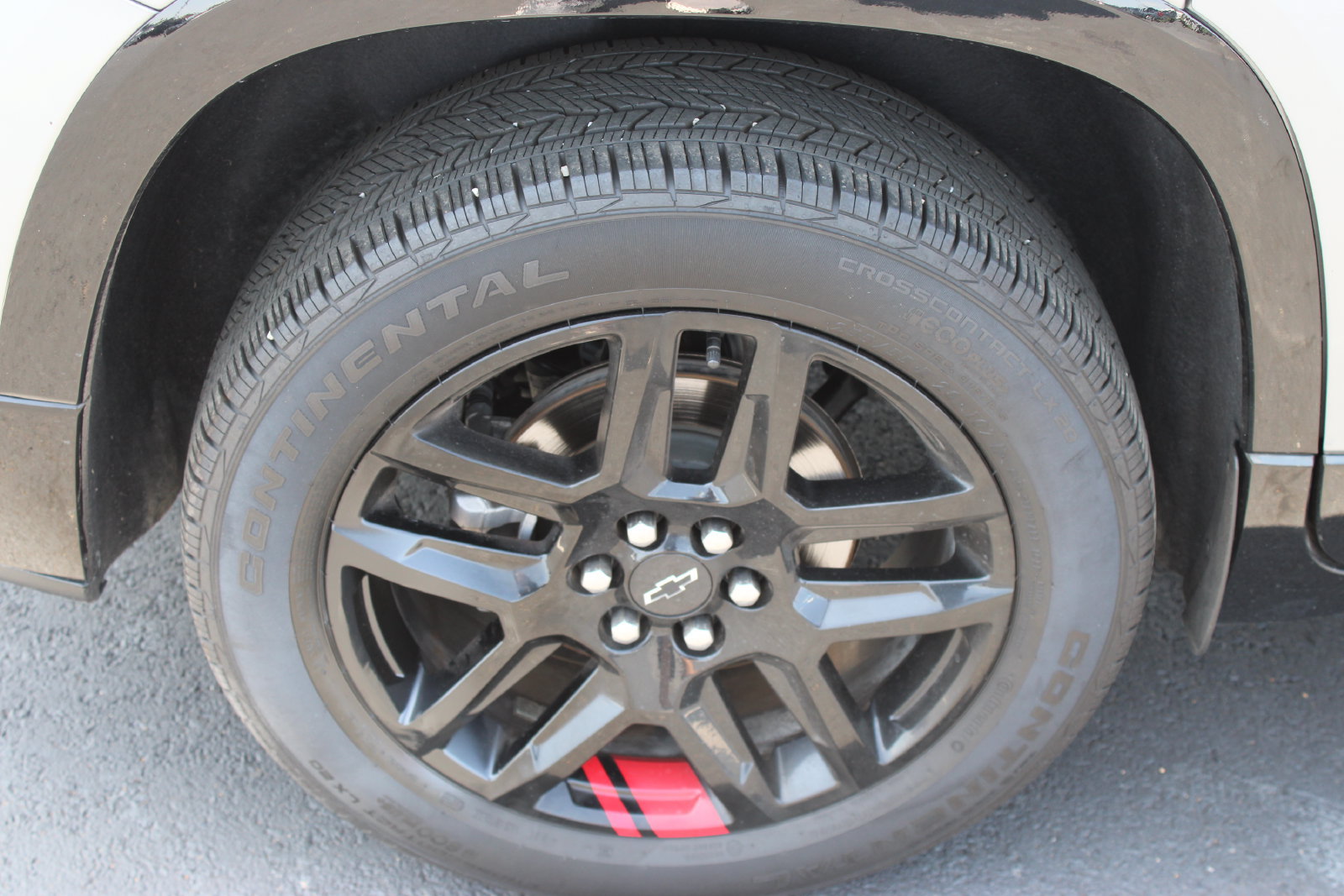 Used 2023 Chevrolet Traverse Premier w/ Redline Edition FWD image 31