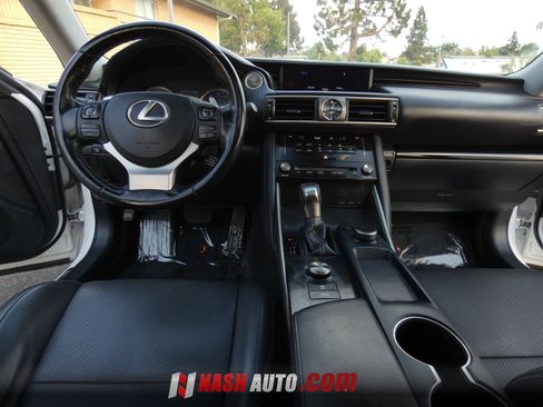 Used 2017 Lexus IS 200t RWD image 23