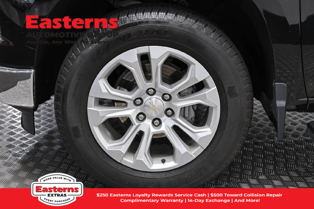 Used 2023 Chevrolet Silverado 1500 LTZ w/ LTZ Convenience Package II AWD/4WD image 37