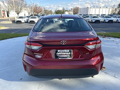 Certified 2024 Toyota Corolla LE image 9