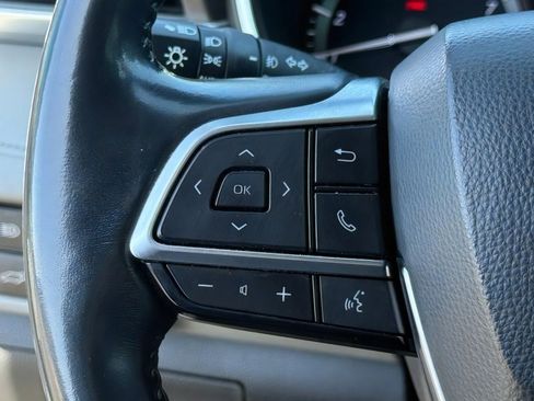 Used 2021 Toyota Highlander XLE AWD/4WD image 15