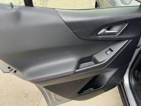 Used 2025 Chevrolet Equinox RS w/ Safety and Technology Package AWD/4WD image 12