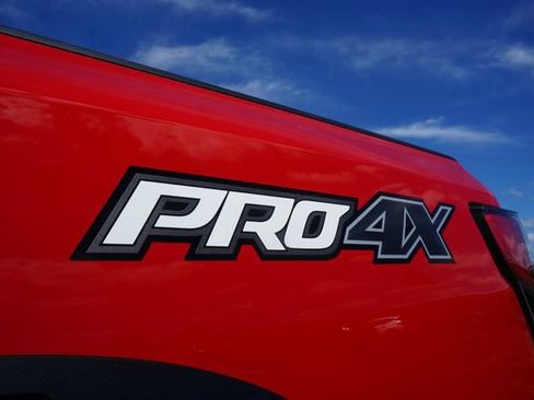 Used 2024 Nissan Titan PRO-4X w/ Pro-4x Convenience Package AWD/4WD image 83